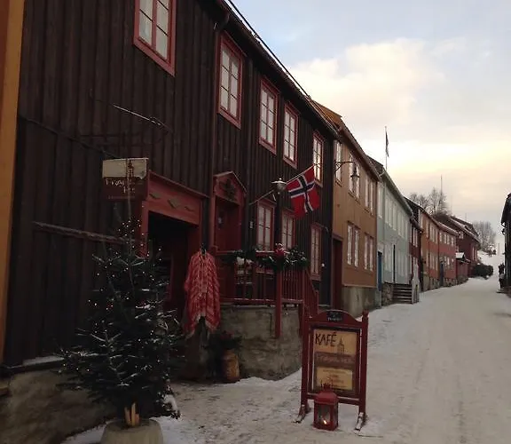 Pensionat Froyas Hus *